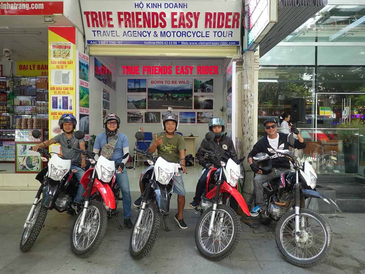 True Friends Easy Rider chuyên cung cấp dịch vụ cho thuê xe máy Nha Trang giá rẻ, chất lượng tốt